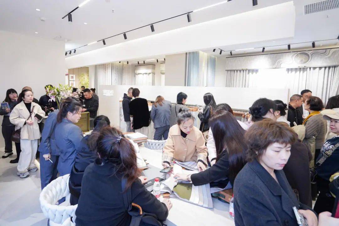 ！2025海宁春季家博会今日启幕凯发K8智造美好家千企织梦赴新程(图5)