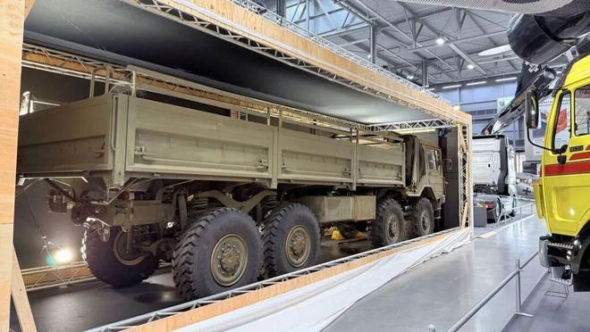 级电动卡车！上周（128-1214）海外卡车行业热点关注凯发K8旗舰厅特斯拉Semi交付DHL沃尔沃推出14吨(图10)